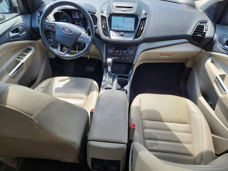 2017 FORD ESCAPE SE 8