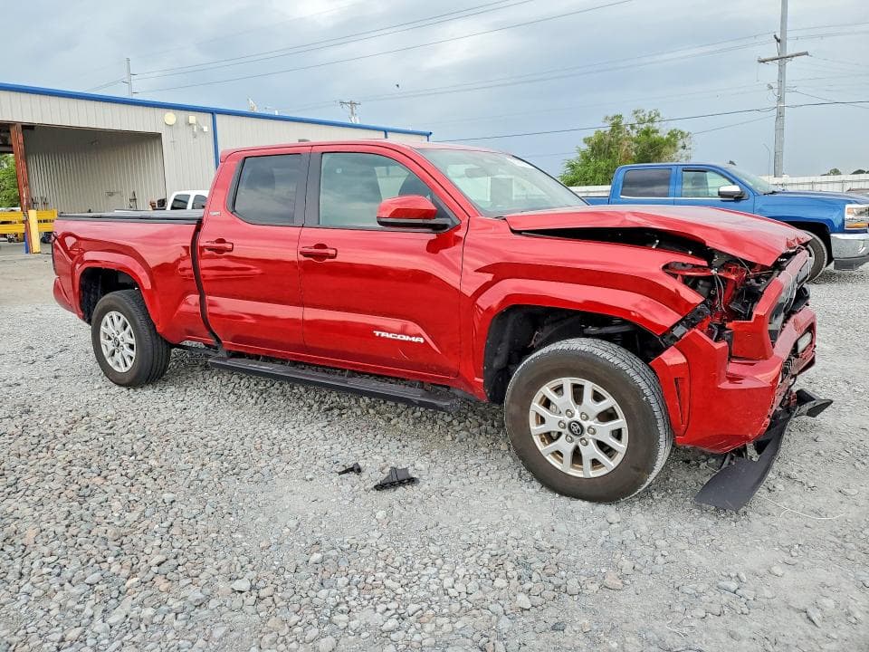 2025 TOYOTA TACOMA 4