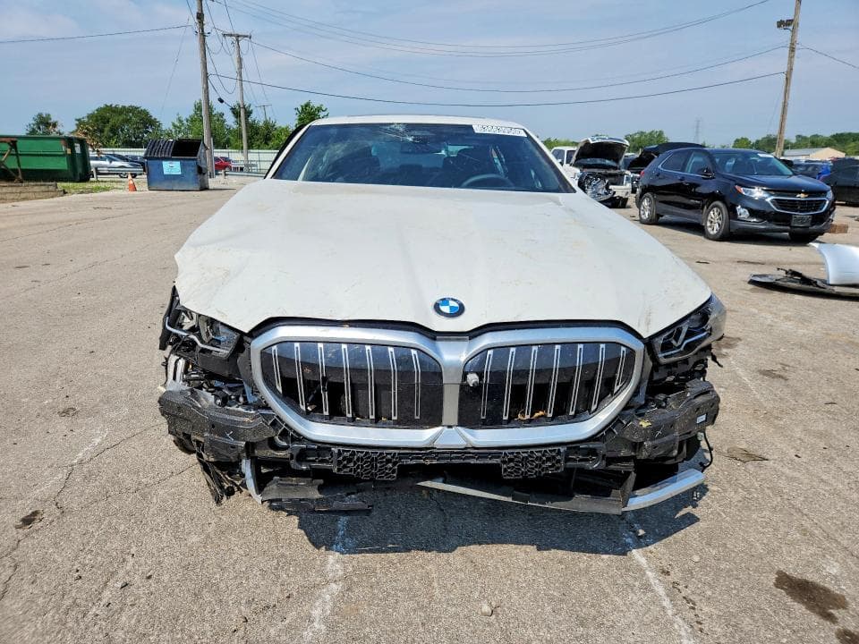 2027 BMW 530 I 5
