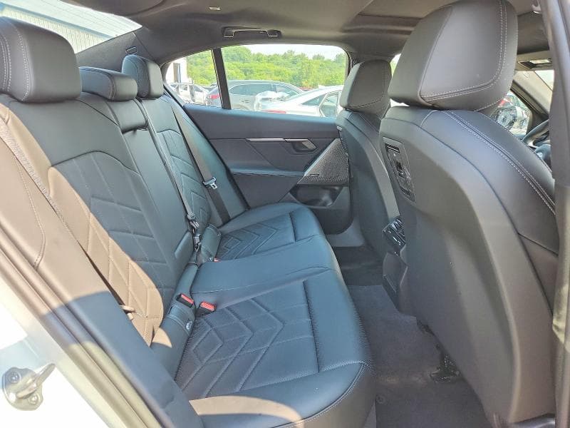 2027 BMW 530 I 10
