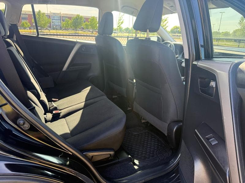 2018 TOYOTA RAV4 LE 6