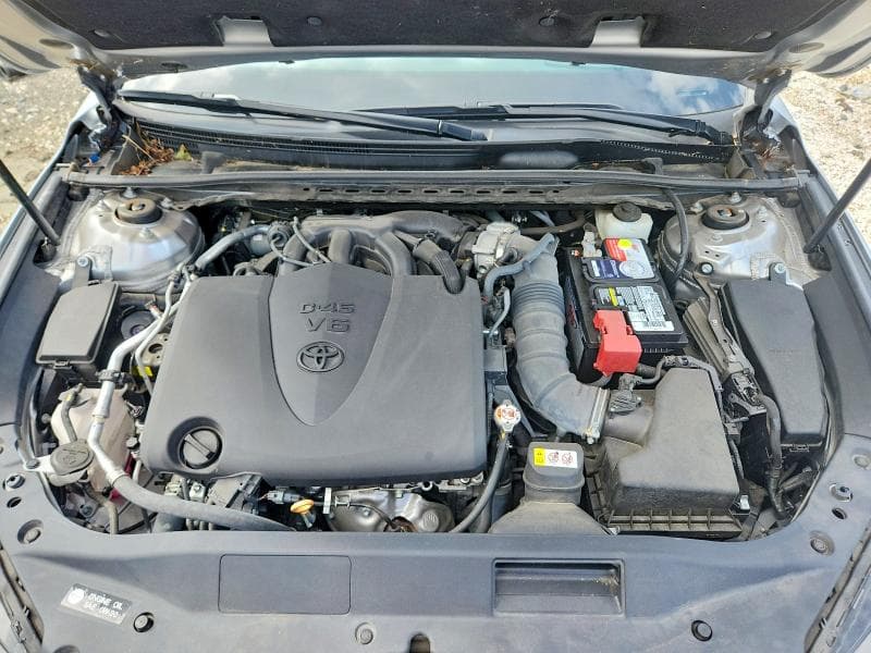 2019 TOYOTA AVALON LIMITED 11