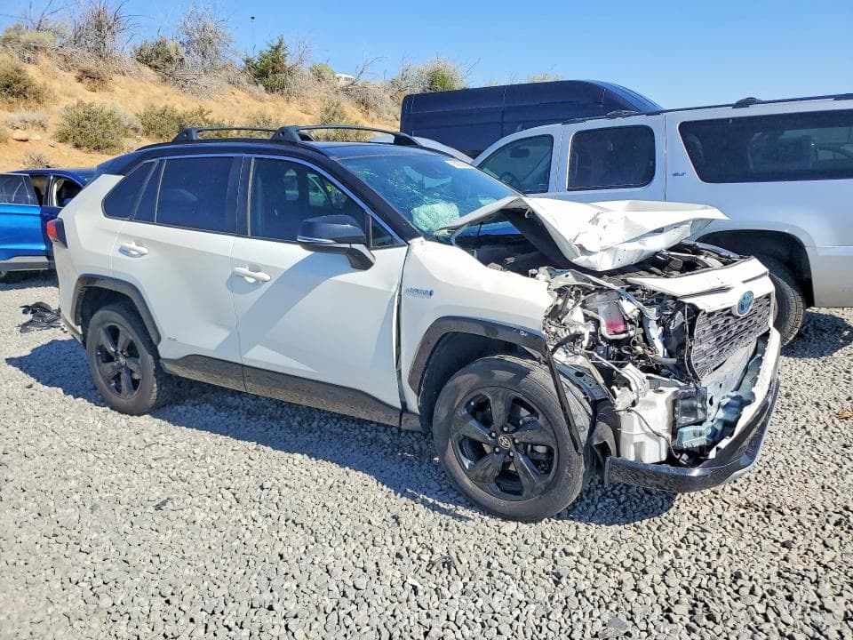 2021 TOYOTA RAV4 XSE 4