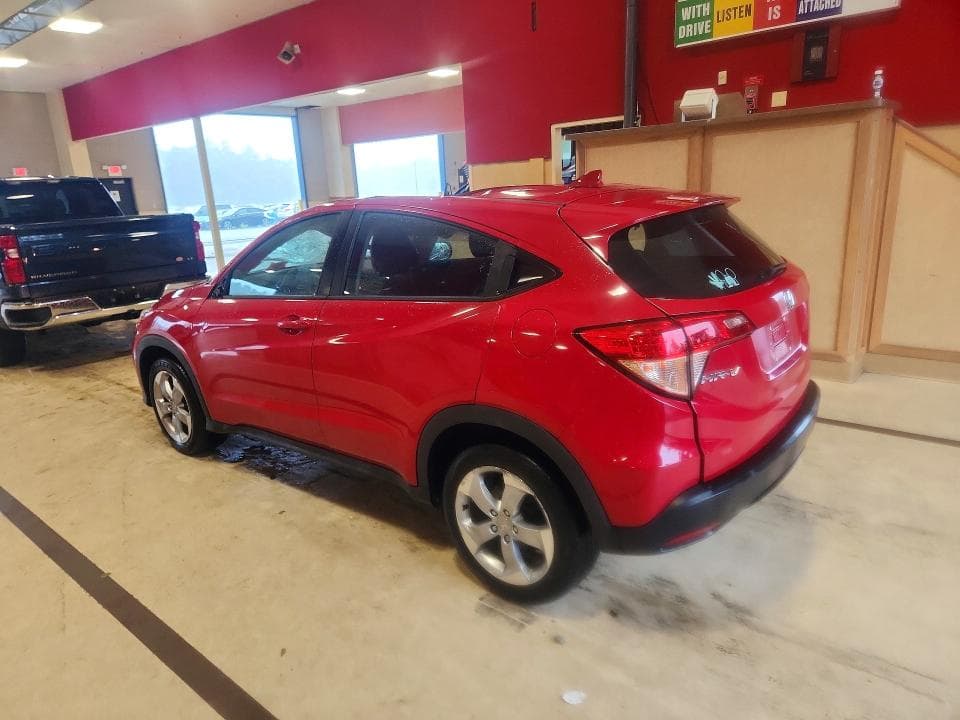 2018 HONDA HR-V LX 2
