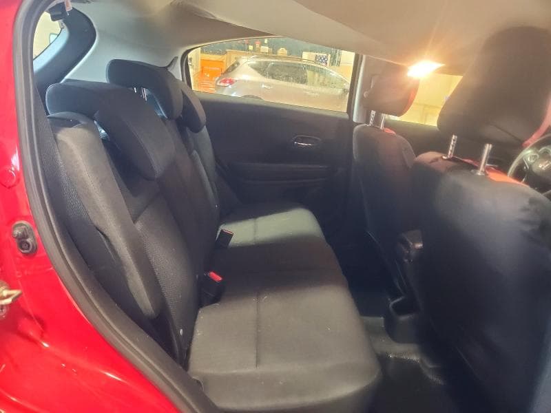 2018 HONDA HR-V LX 11