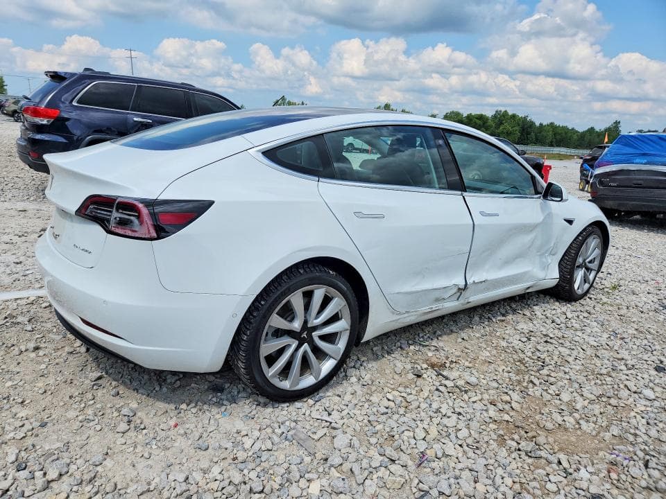 2018 TESLA MODEL 3 3