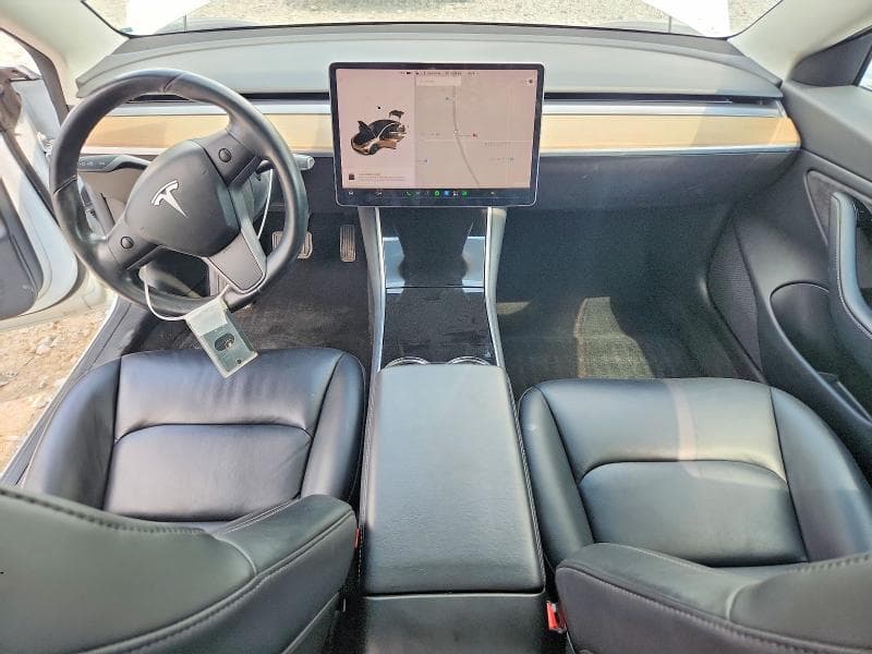 2018 TESLA MODEL 3 8