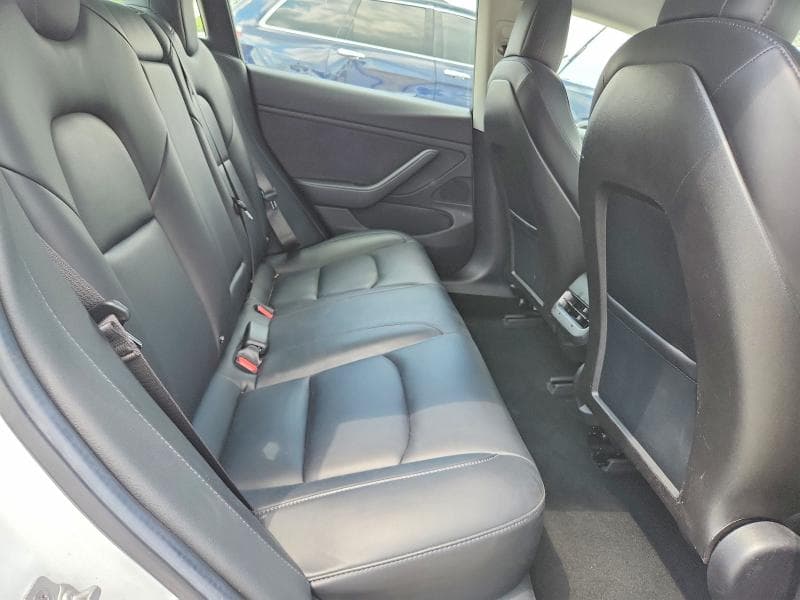 2018 TESLA MODEL 3 10