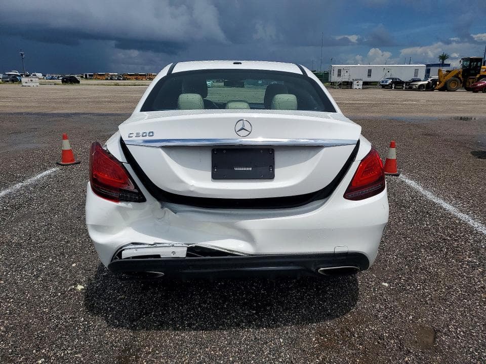 2019 MERCEDES-BENZ C 300 6