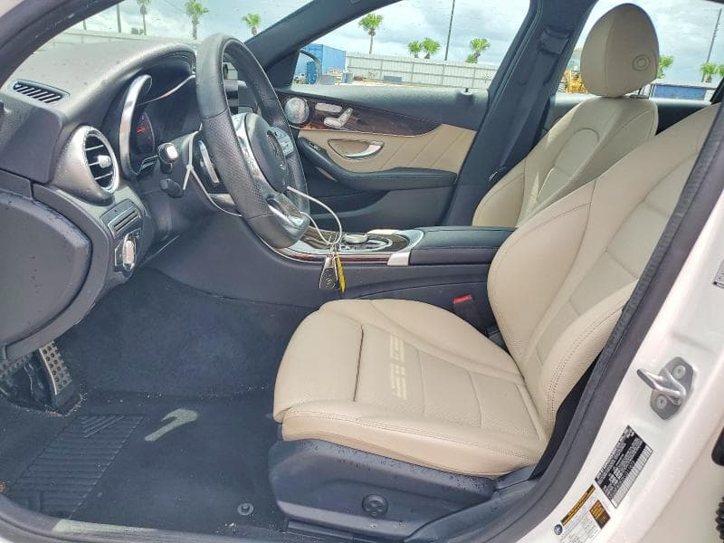 2019 MERCEDES-BENZ C 300 7