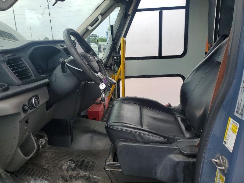 2021 FORD TRANSIT FOOD TRUCK 7