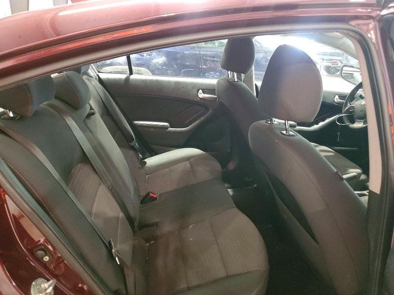 2018 KIA FORTE LX 10