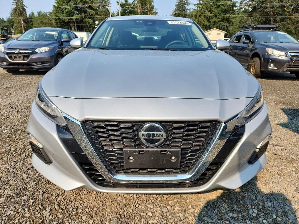 2022 NISSAN ALTIMA SV 5