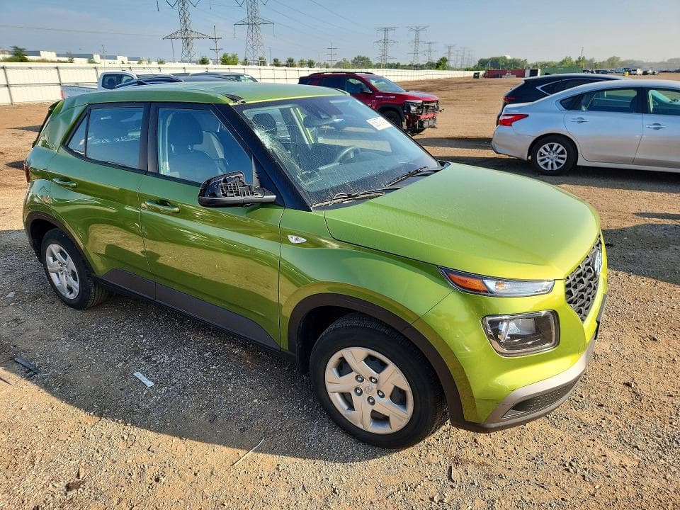 2020 HYUNDAI VENUE SE 4