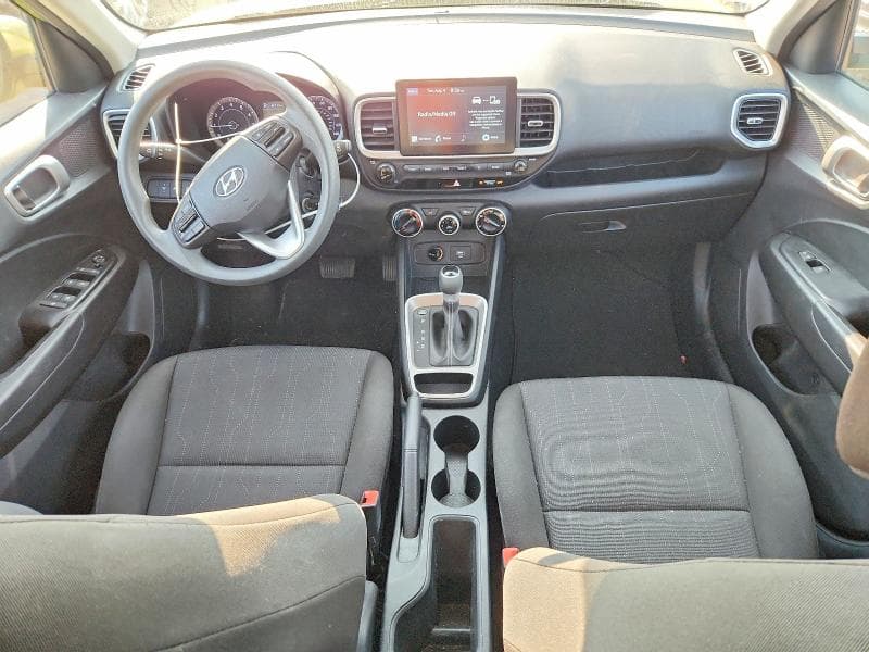 2020 HYUNDAI VENUE SE 8