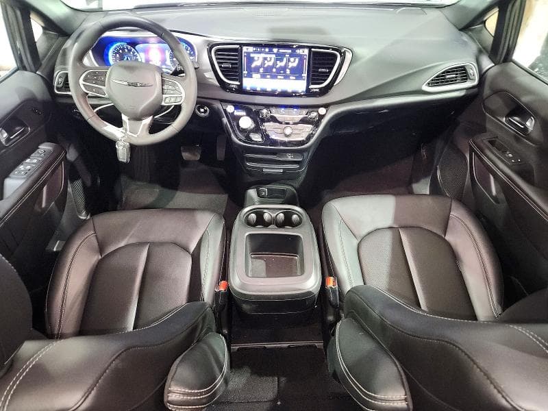 2026 CHRYSLER PACIFICA SELECT 8