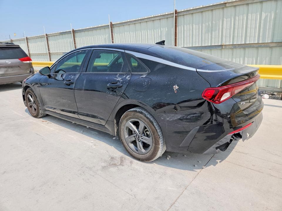 2022 KIA K5 LX 2