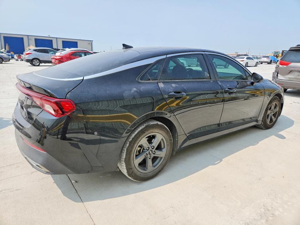 2022 KIA K5 LX 3