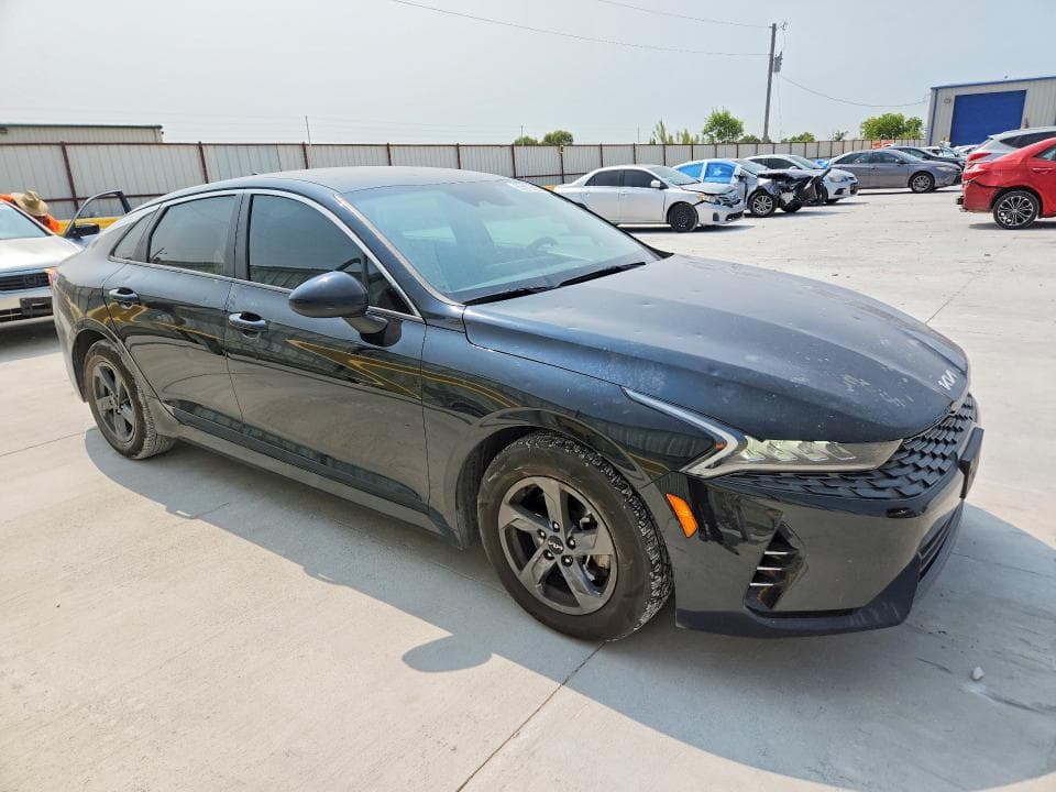 2022 KIA K5 LX 4