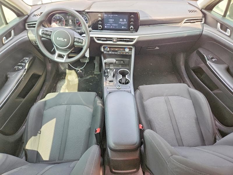 2022 KIA K5 LX 8