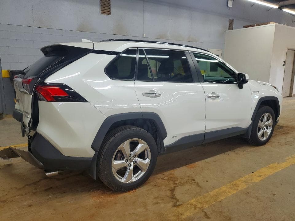 2021 TOYOTA RAV4 LIMITED 3