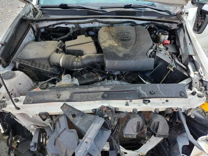 2021 TOYOTA TACOMA SR V6 11