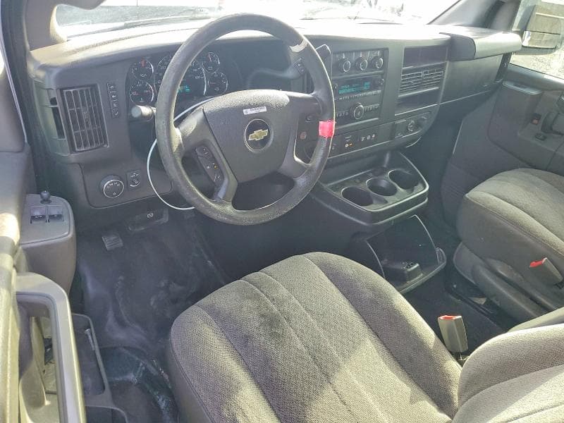 2018 CHEVROLET EXPRESS G2500 8