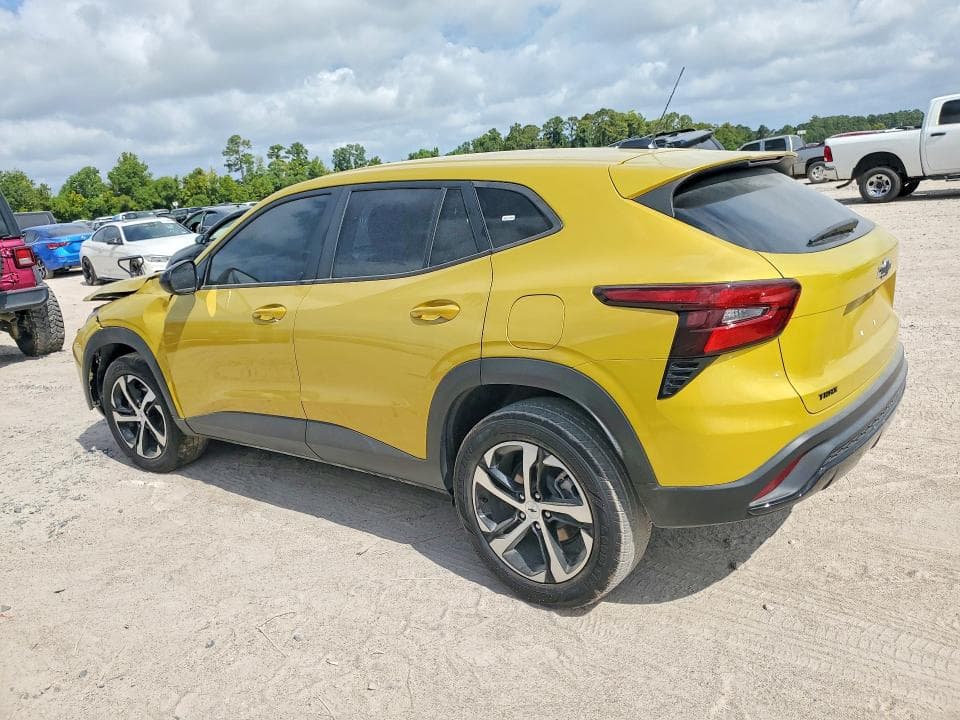 2024 CHEVROLET TRAX 1RS 2