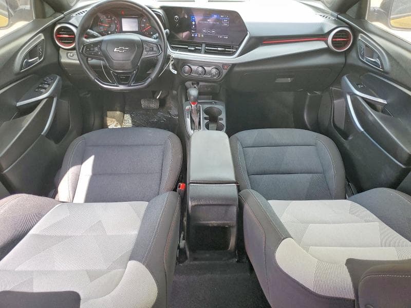 2024 CHEVROLET TRAX 1RS 8