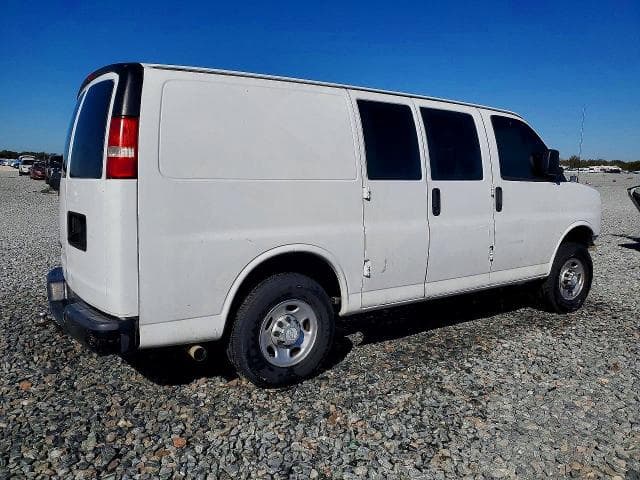 2018 CHEVROLET EXPRESS G2500 4LT 3