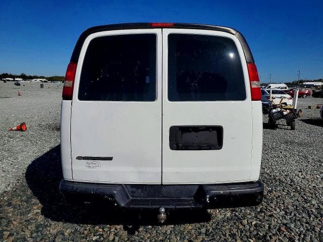 2018 CHEVROLET EXPRESS G2500 4LT 6