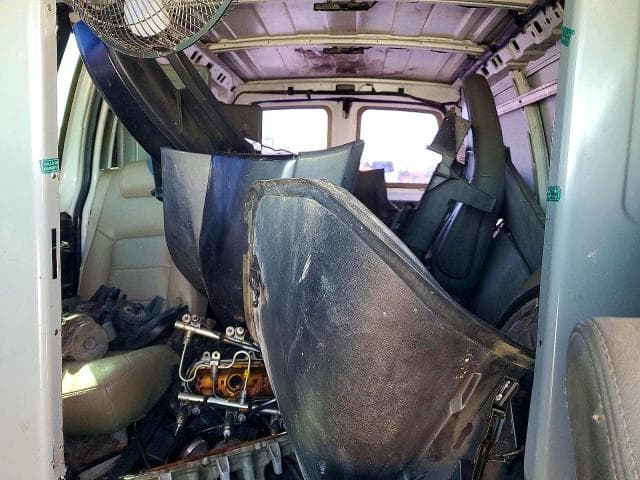 2018 CHEVROLET EXPRESS G2500 4LT 10