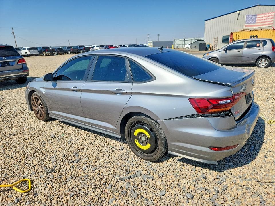 2019 VOLKSWAGEN JETTA GLI 2