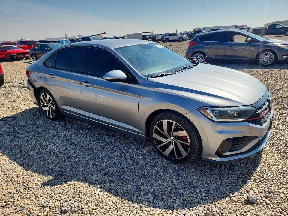 2019 VOLKSWAGEN JETTA GLI 4