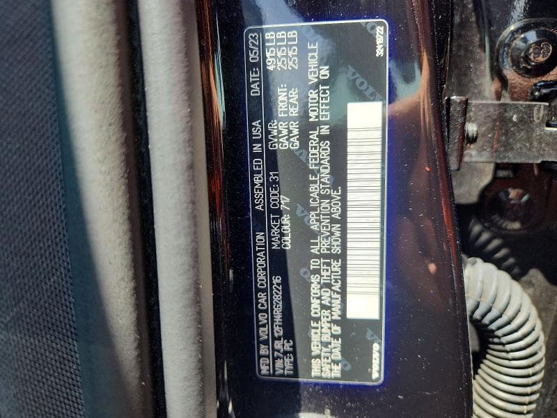 2024 VOLVO S60 PLUS 12