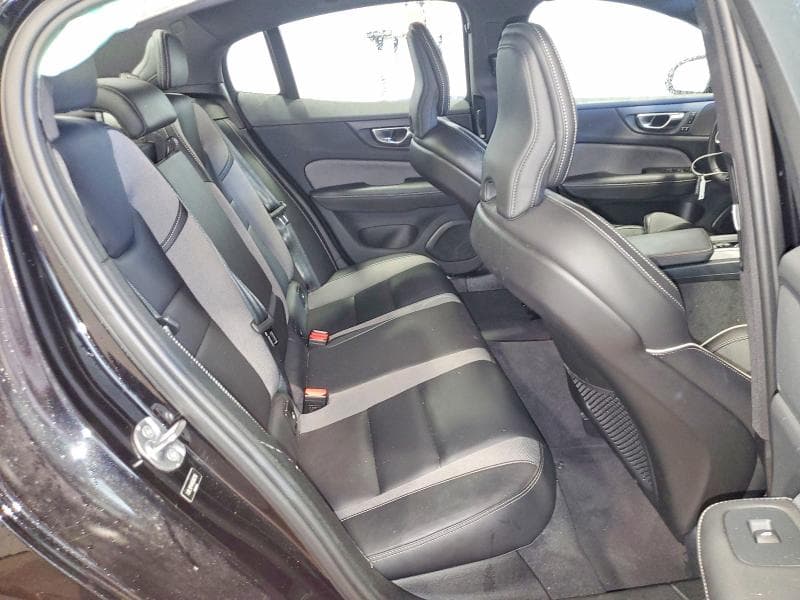 2024 VOLVO S60 PLUS 10