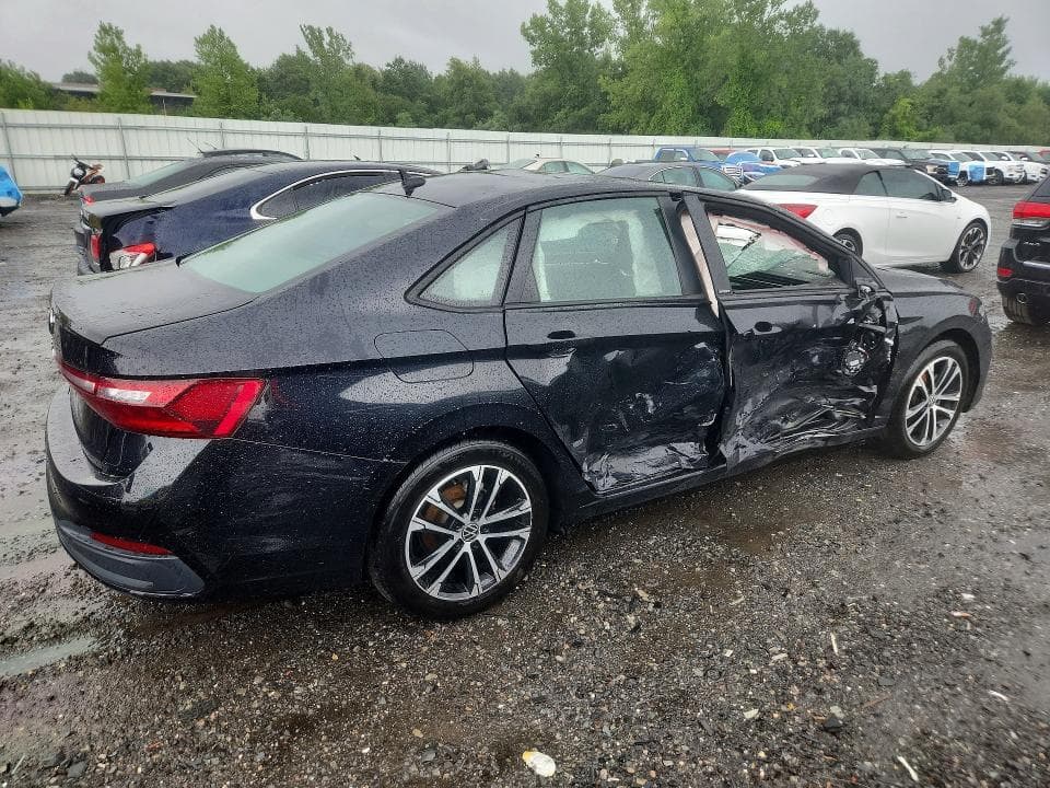 2025 VOLKSWAGEN JETTA SPORT 3