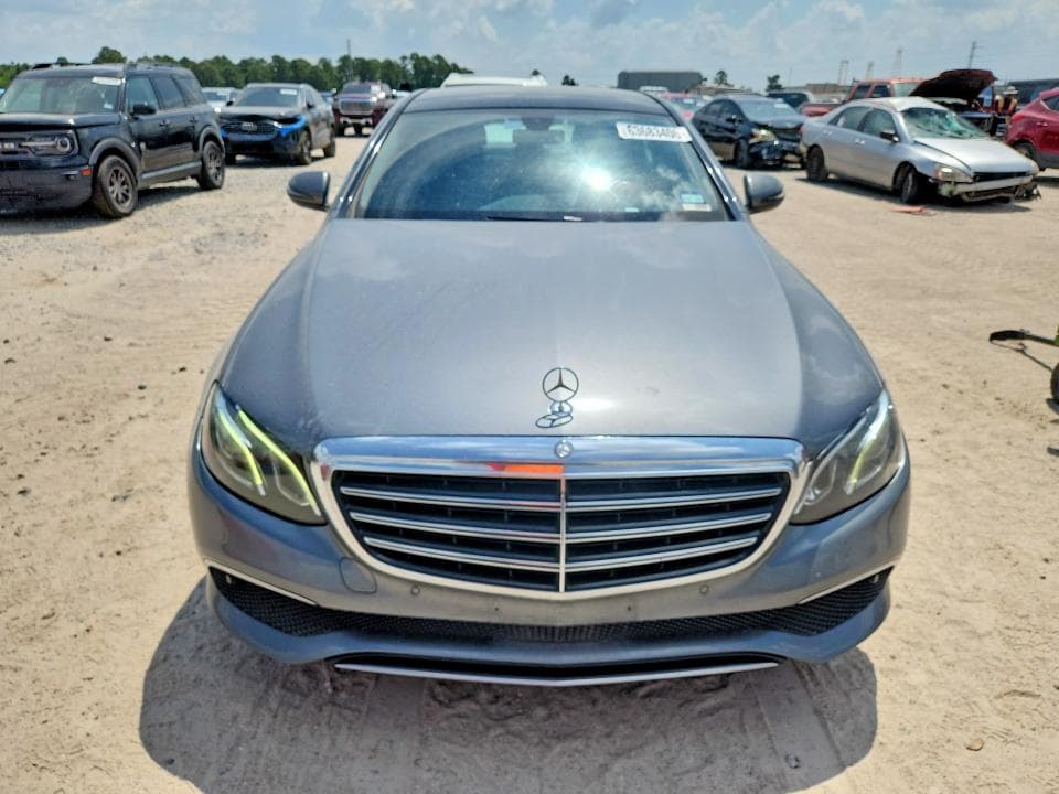 2017 MERCEDES-BENZ E 300 4MATIC 5