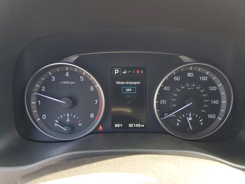 2017 HYUNDAI ELANTRA LIMITED 9