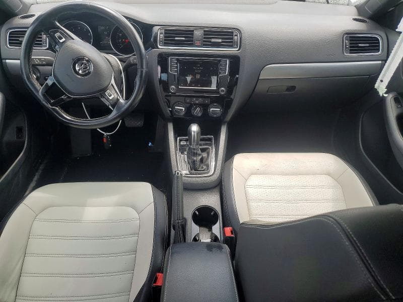 2017 VOLKSWAGEN JETTA SPORT 8