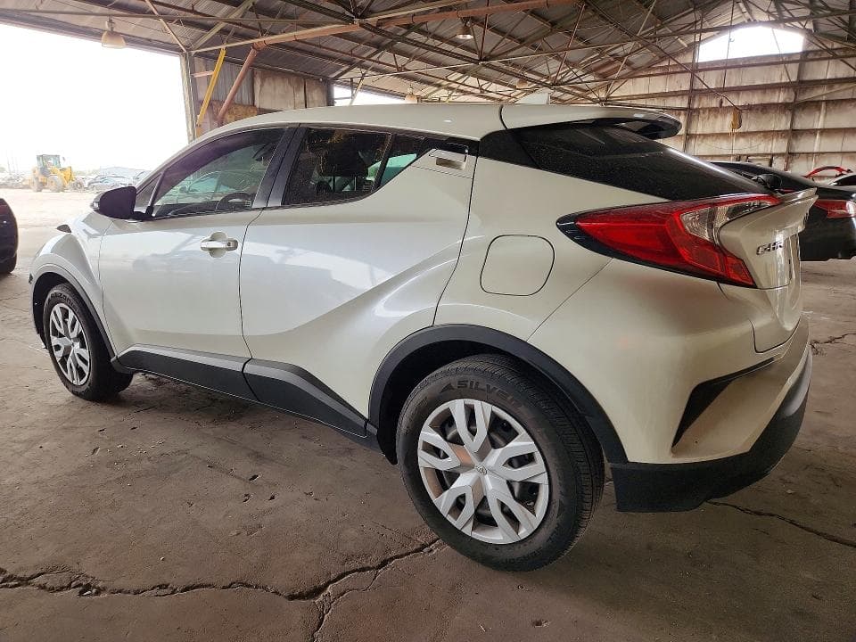 2021 TOYOTA C-HR LE 2