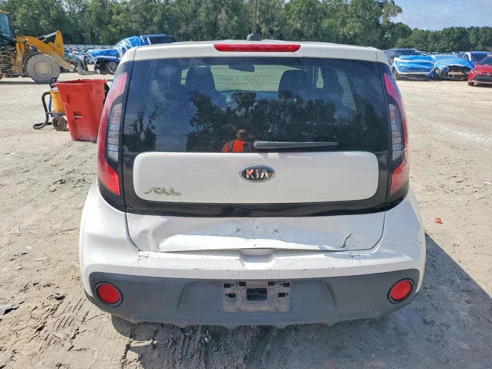 2018 KIA SOUL BASE 6