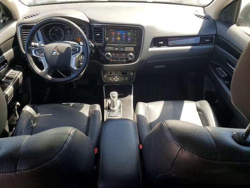 2018 MITSUBISHI OUTLANDER SE 8