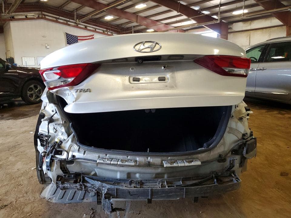 2018 HYUNDAI ELANTRA SEL 6