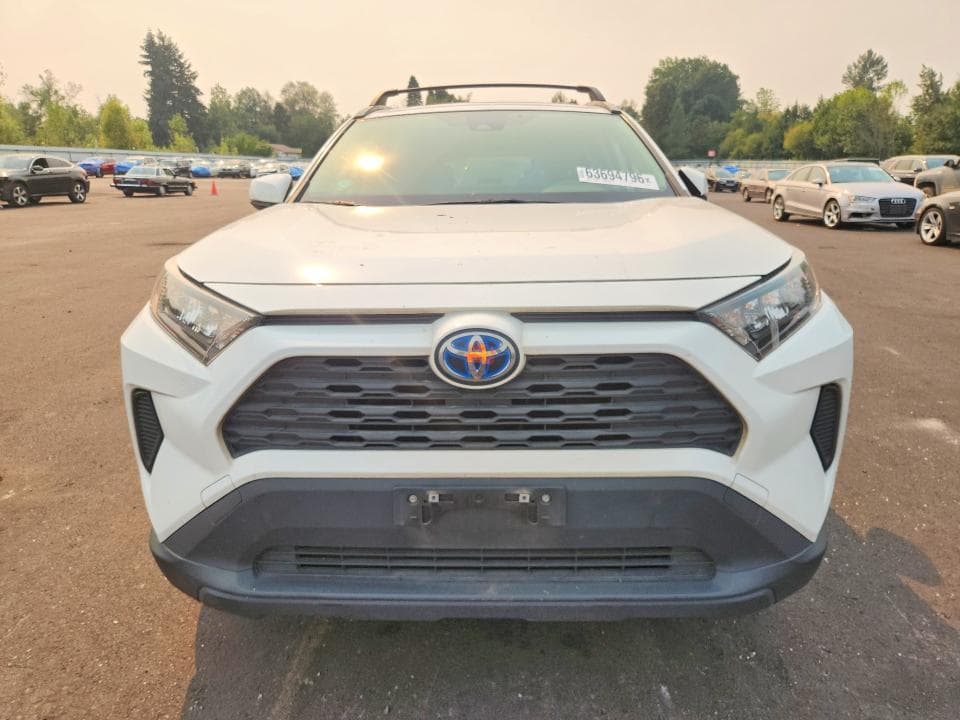 2022 TOYOTA RAV4 LE 5