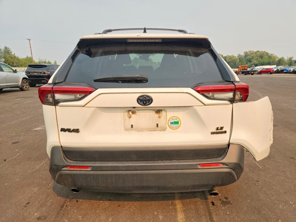 2022 TOYOTA RAV4 LE 6