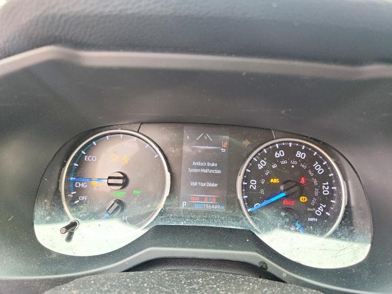 2022 TOYOTA RAV4 LE 9