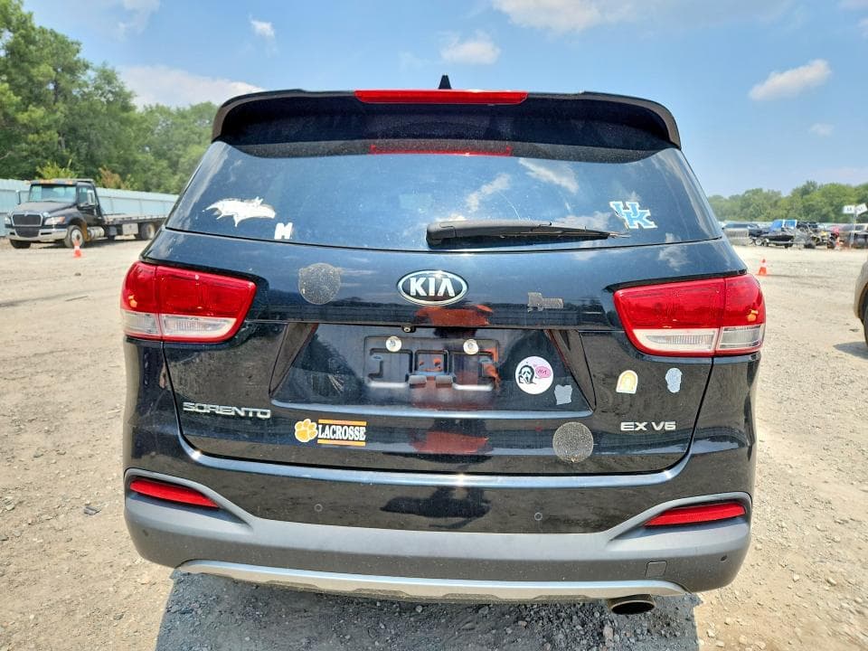 2017 KIA SORENTO EX 6