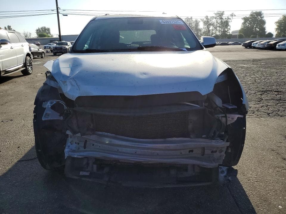 2017 CHEVROLET EQUINOX LT 5