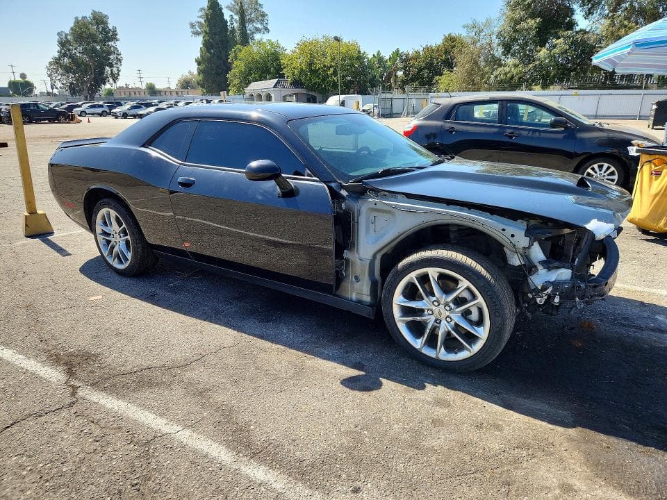 2022 DODGE CHALLENGER GT 4